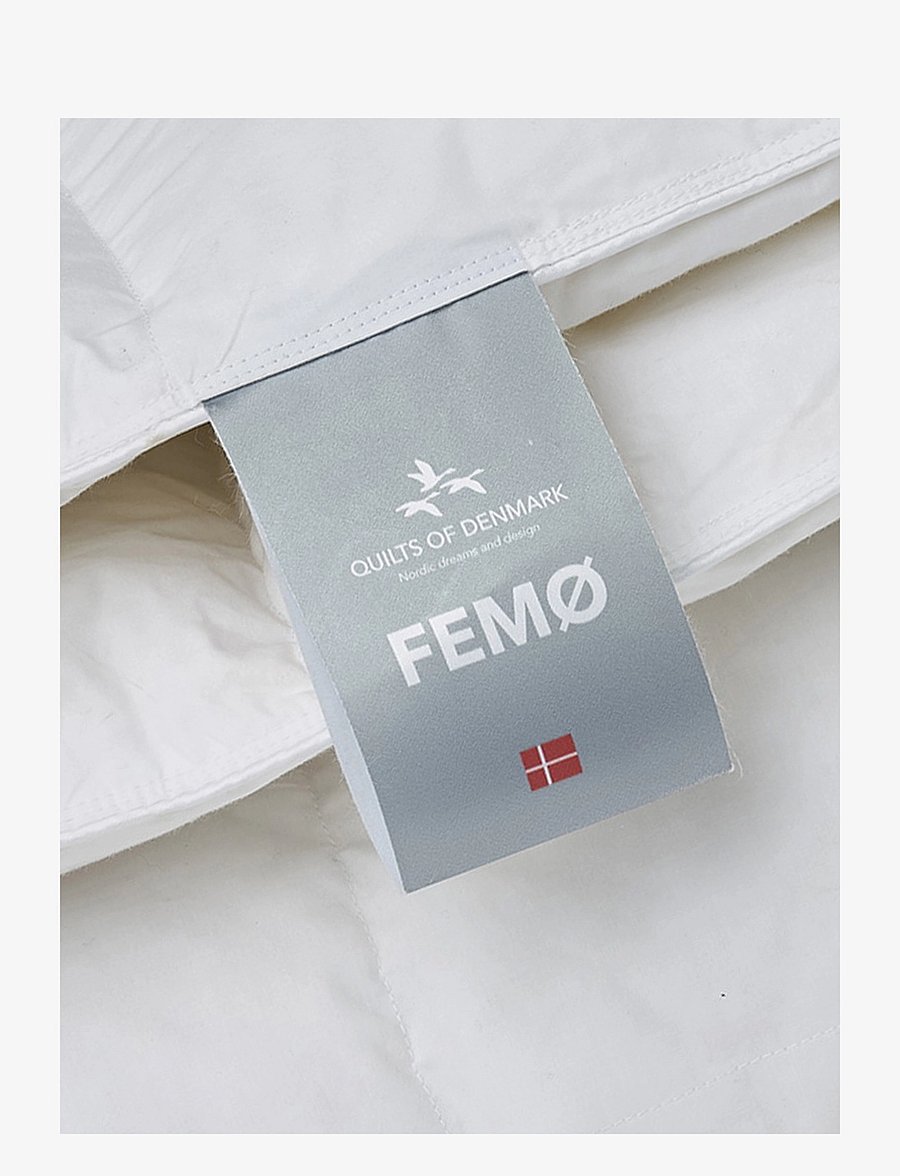 Quilts of Denmark - FEMØ - dyner - white - 1
