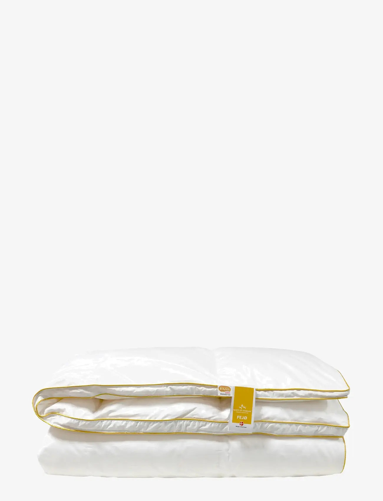 Quilts of Denmark - FEJØ - dyner - white - 1