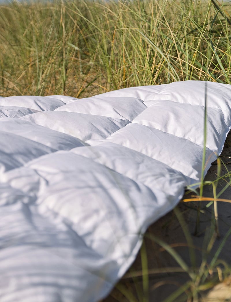 Quilts of Denmark - SAMSØ - täcken - white - 3