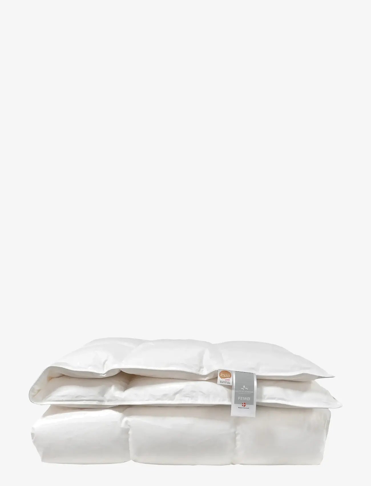 Quilts of Denmark - FEMØ - dyner - white - 1