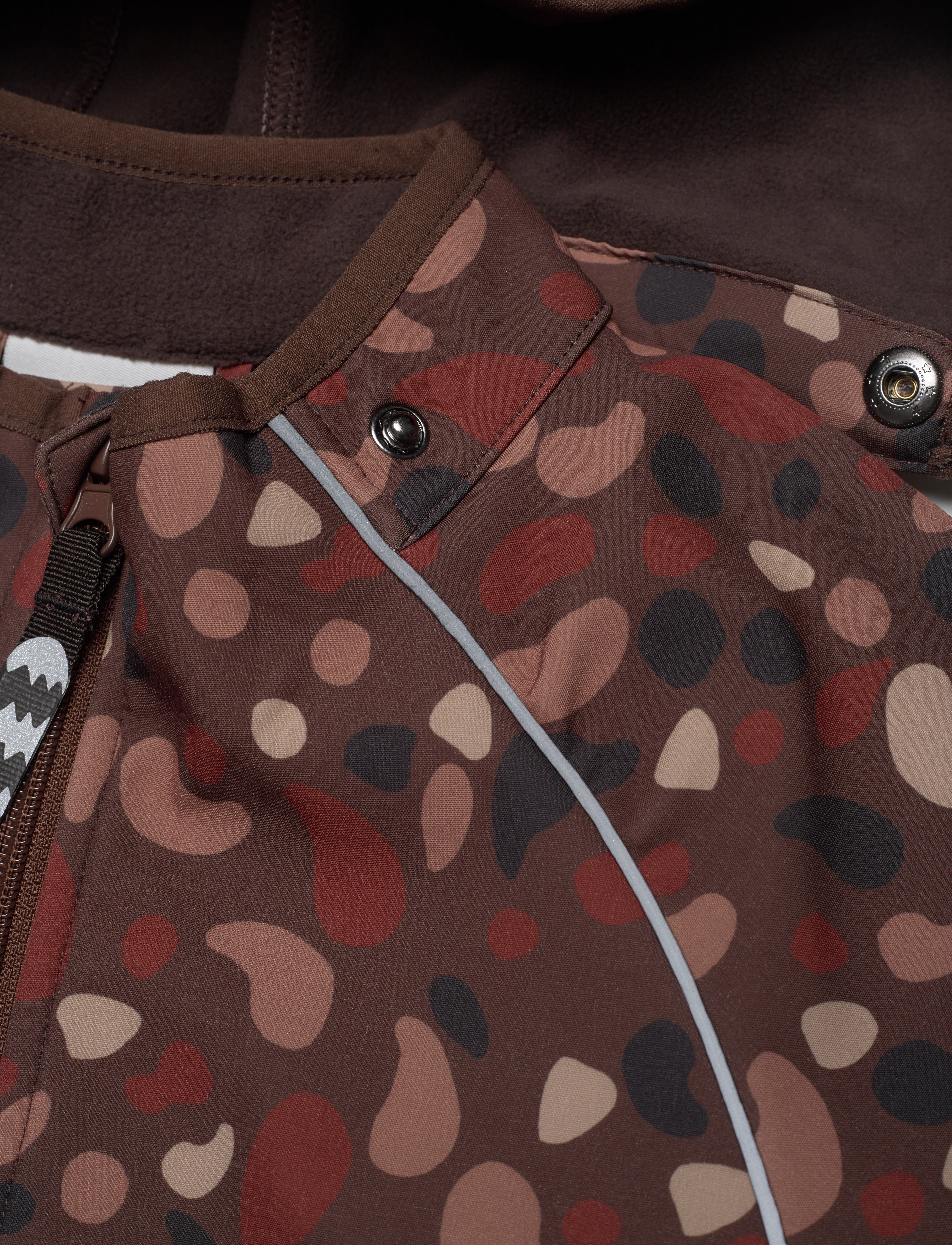 Racoon - Wellington Softshell Jacket - brown organic shape - 4