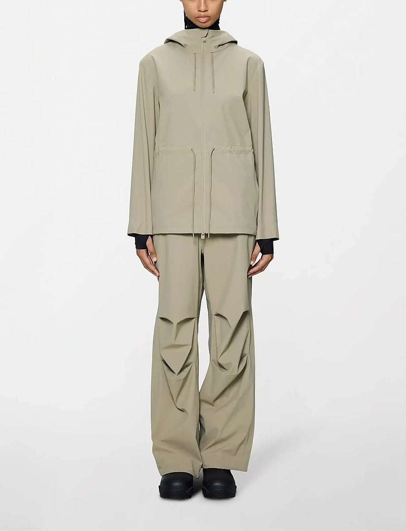 Rains - Suva Hardshell String W Jacket W3 - vihmamantlid - beige - 0