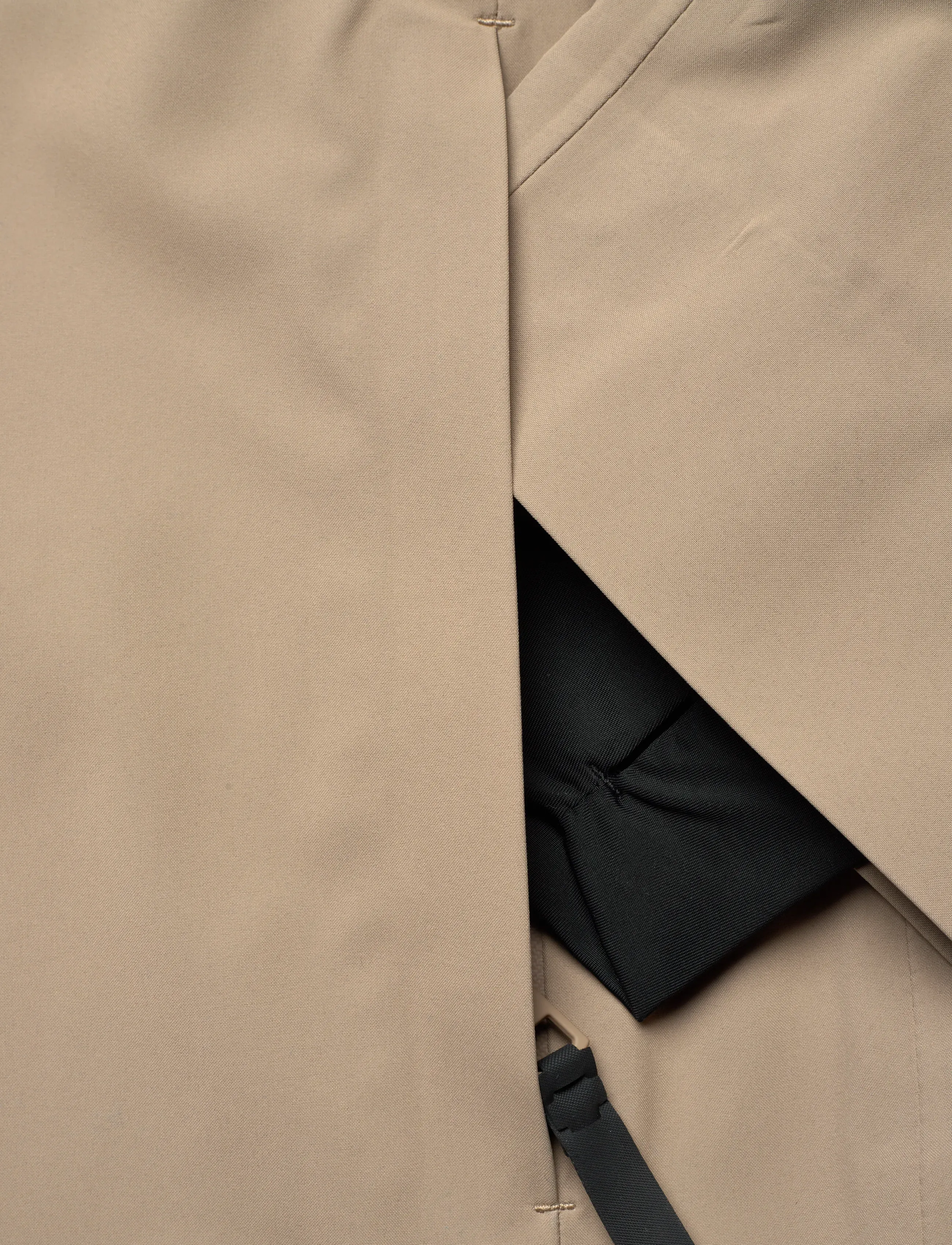 Rains - Suva Hardshell String W Jacket W3 - vihmamantlid - beige - 5