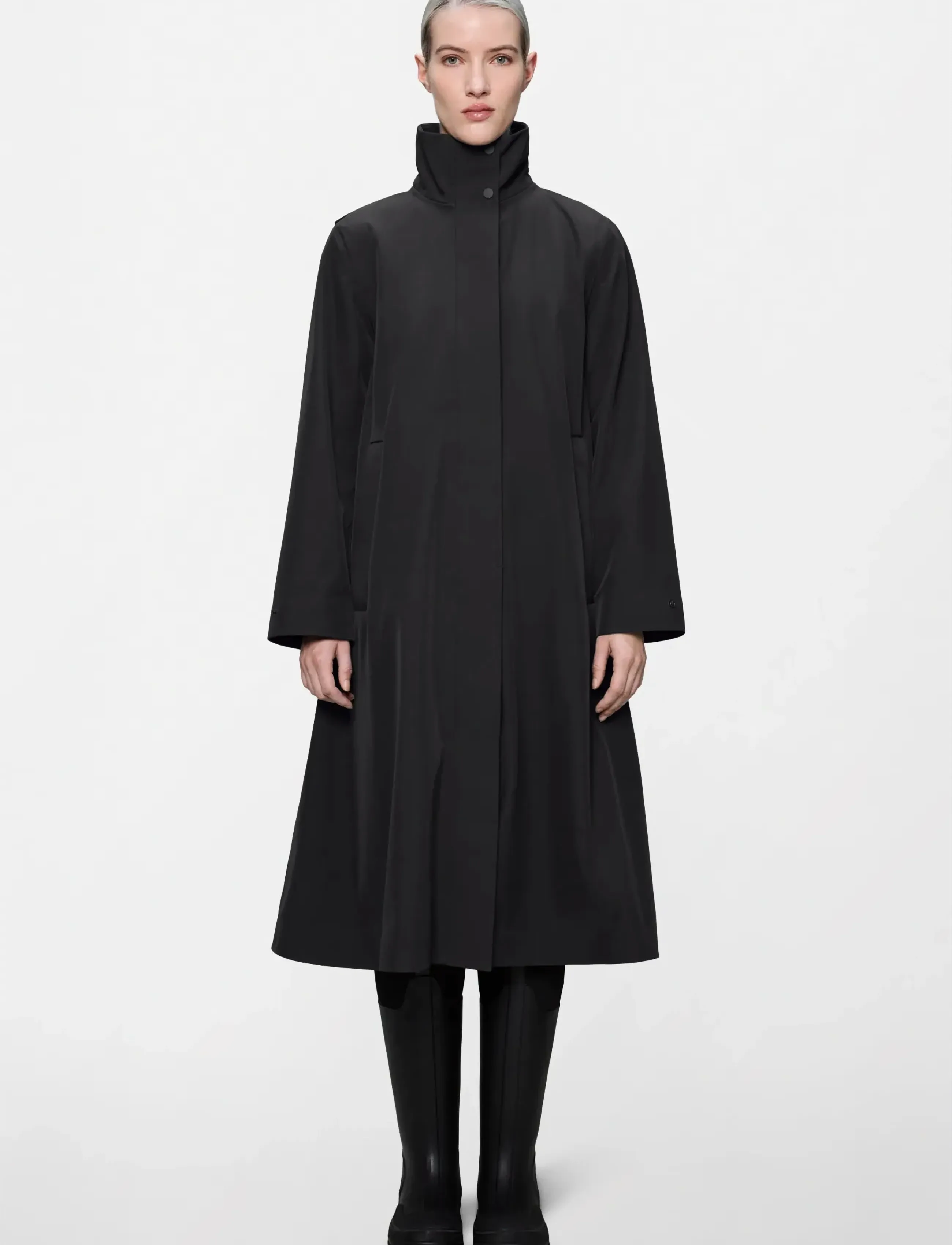 Rains Suva Softshell A-Line W Jacket W3T2, M, Rainwear, Schwarz - Rain Coats, Frauen