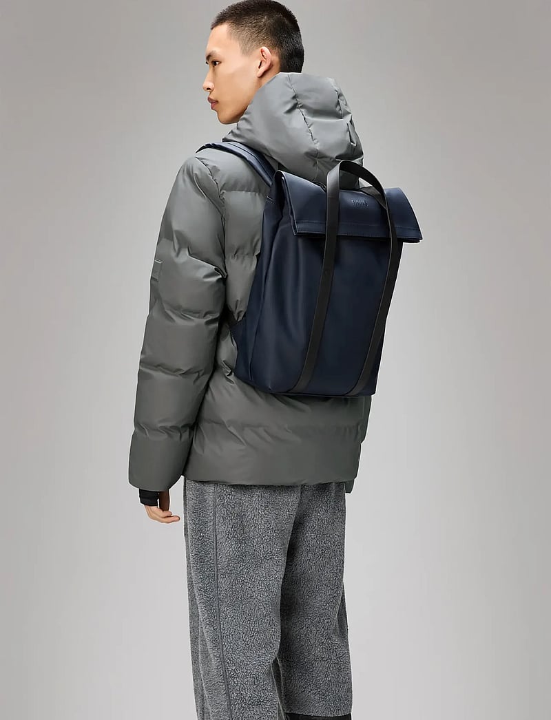Rains - 2 Way Tote Backpack W3 - business-rucksäcke - navy - 4