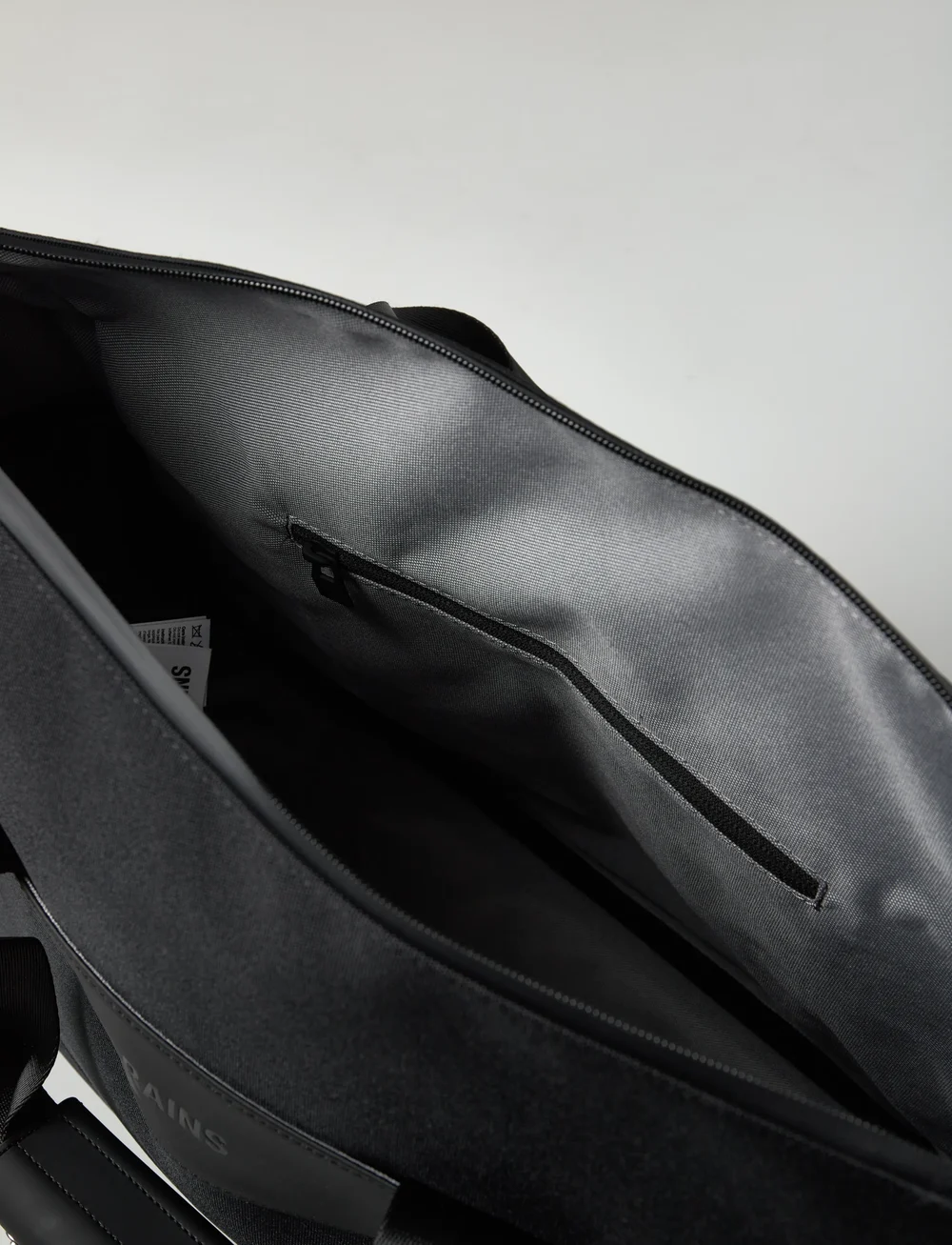 Rains - Otaru Weekend Bag Small W3 - wasserdichte taschen - black - 4