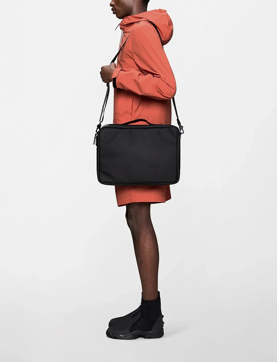 Rains - Laptop Bag 15″/16″ W3 - 01 black - 4
