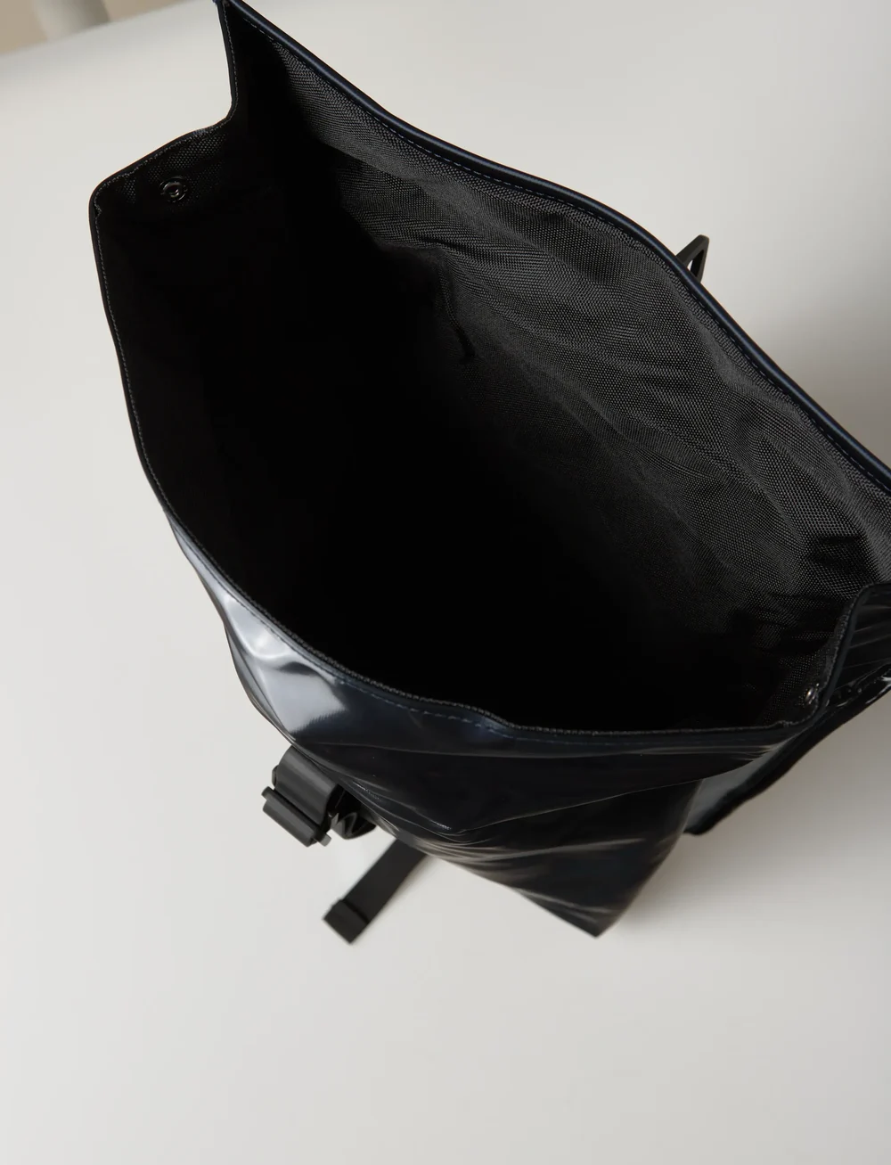 Rains - Rolltop Rucksack W3 - wasserdichte taschen - spill - 3