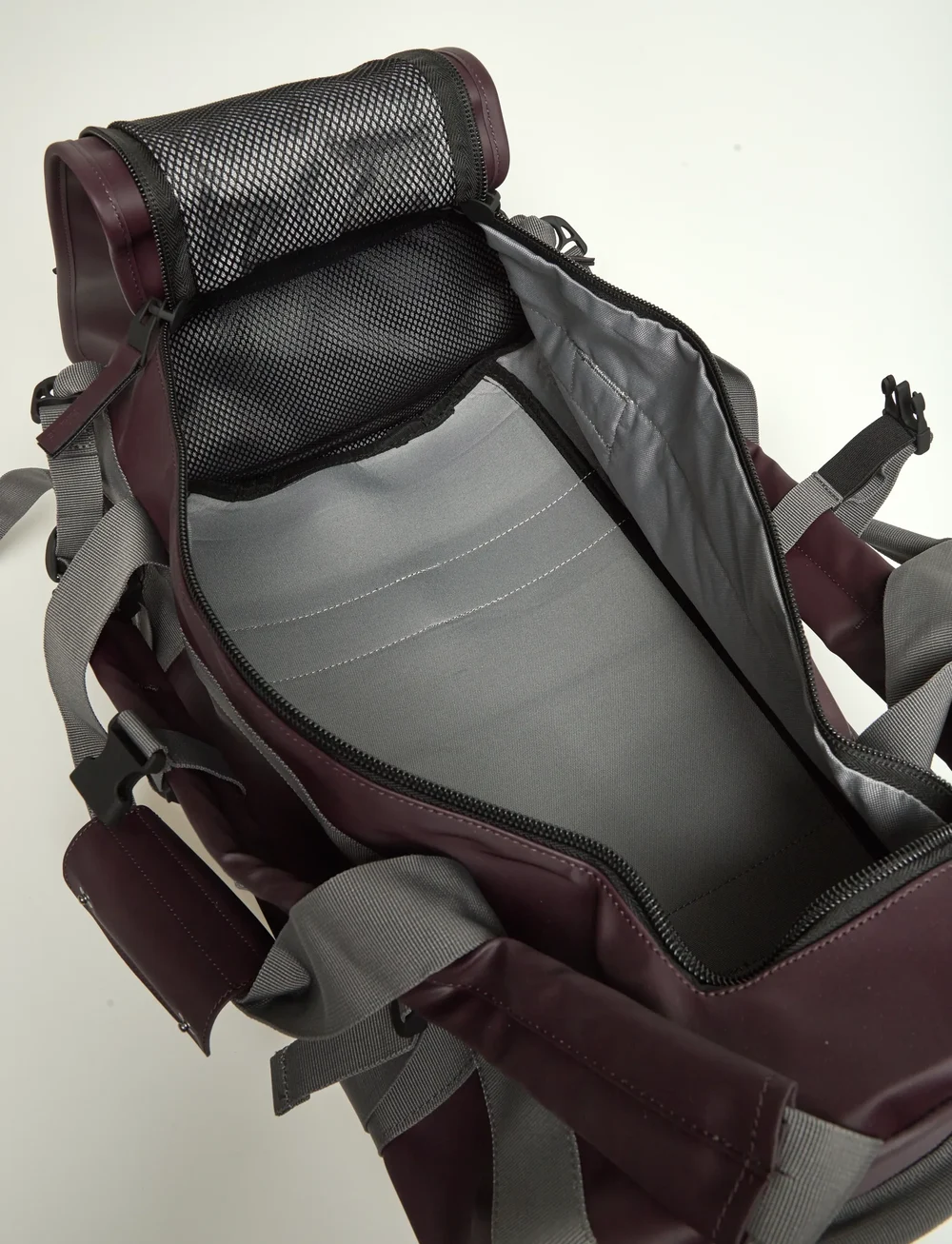 Rains - Texel Duffel Bag Small W3 - wasserdichte taschen - depth - 4