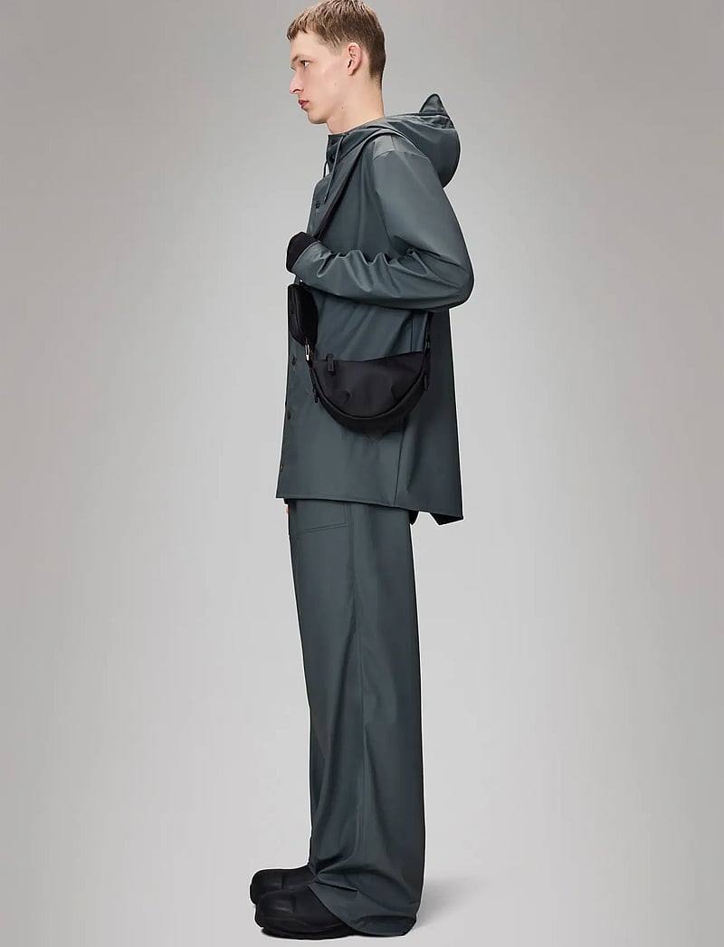 Rains - Valera Shoulder Bag Mini W3 - vandtætte tasker - black - 0