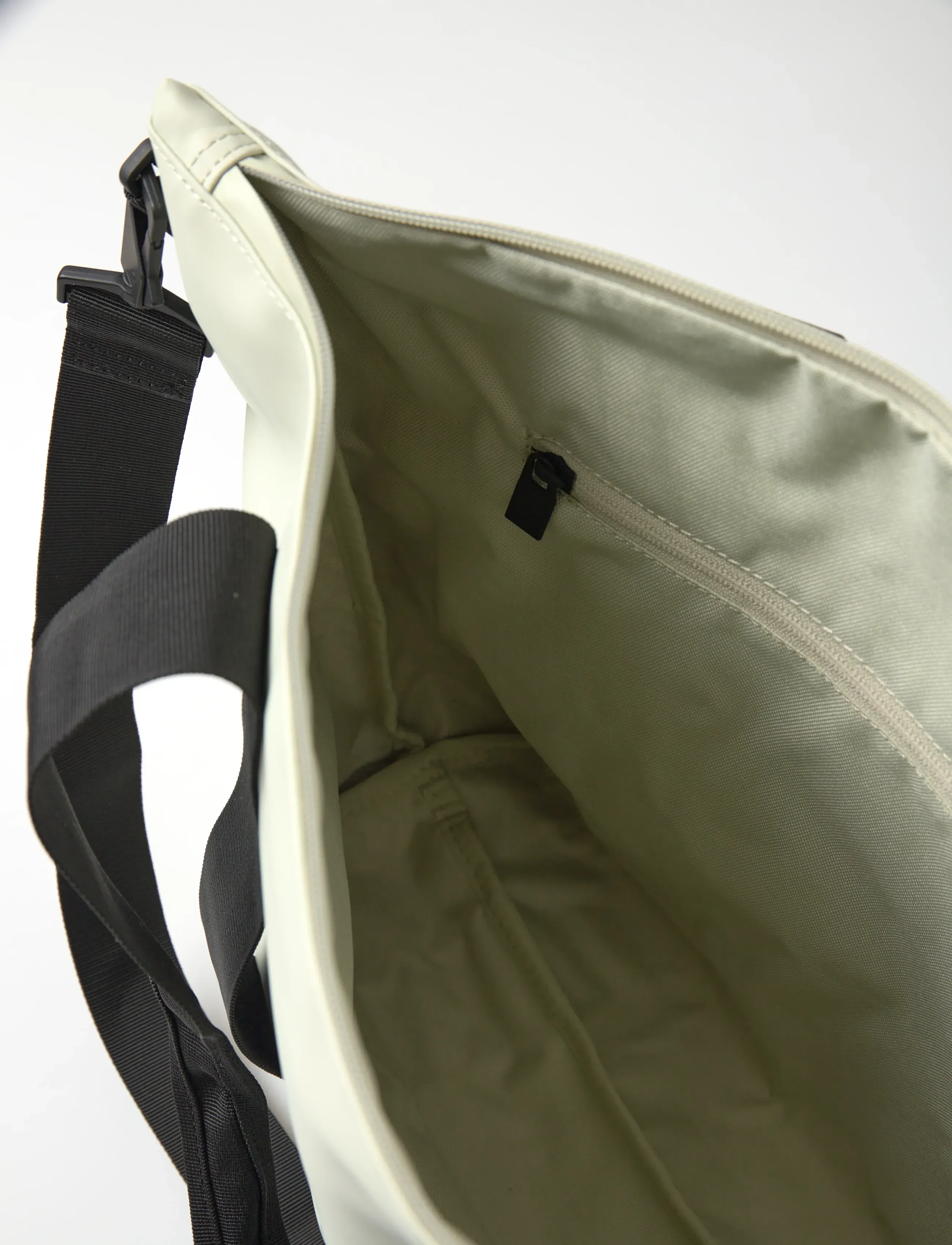 Rains - Tote Bag Mini W3 - veekindlad kotid - daze - 3