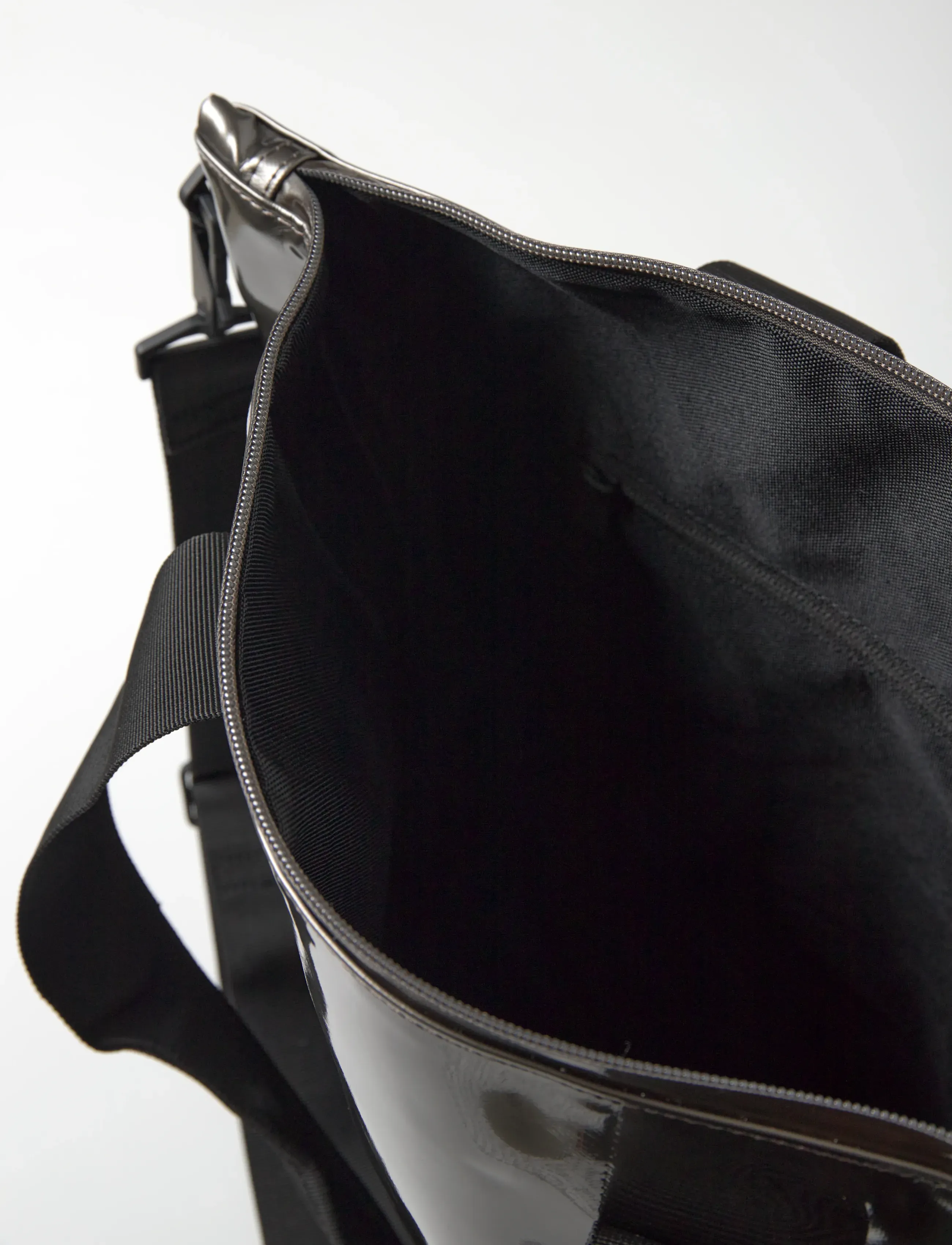 Rains - Tote Bag Mini W3 - waterproof bags - raven - 3