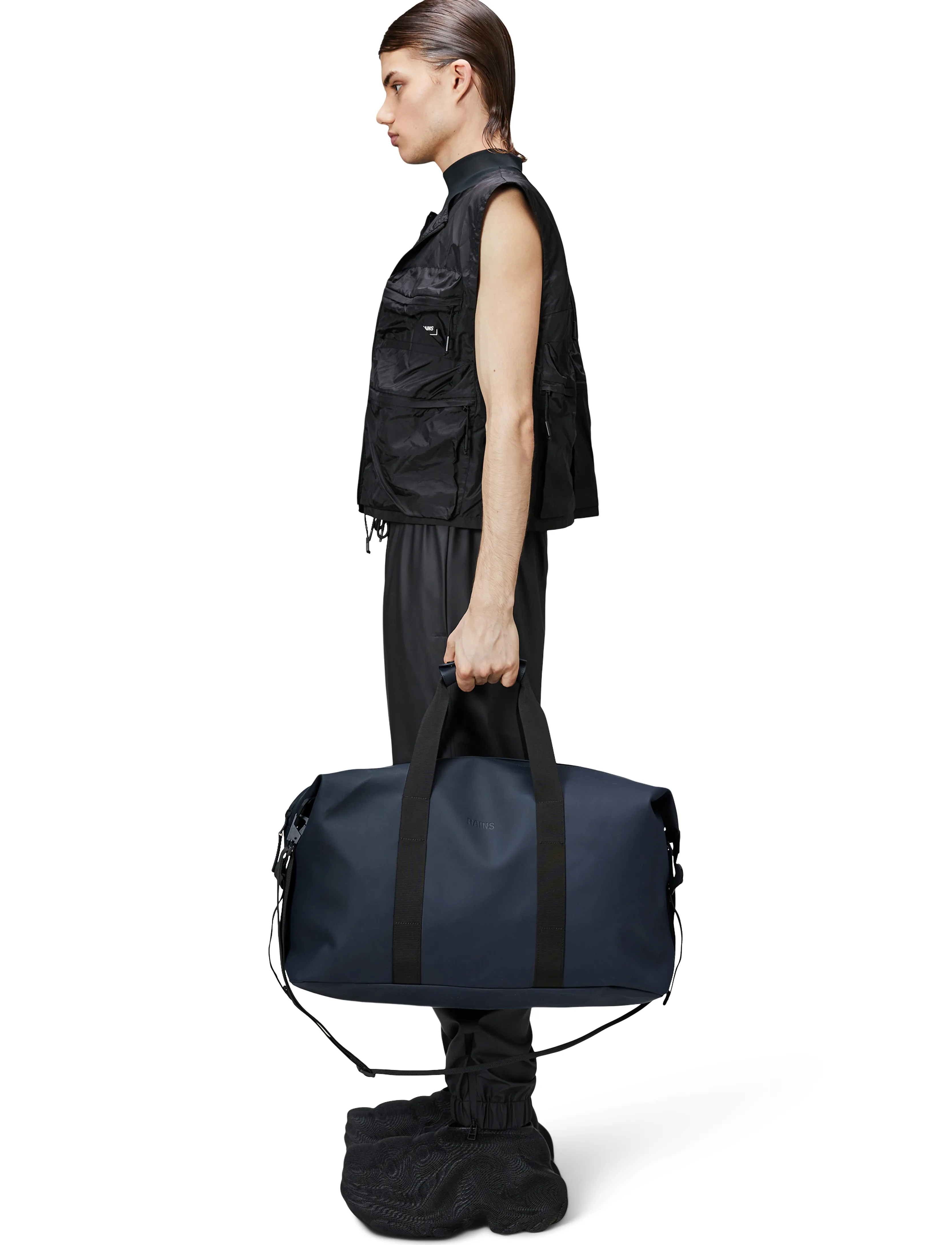 Rains Hilo Weekend Bag W3, 37 LITER, Navy, Tasker > Weekend- Og Gymnastiktasker, Herre