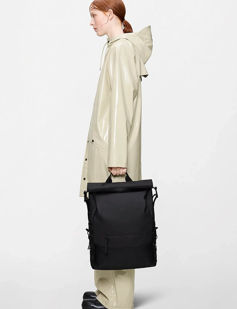 Rains - Trail Mountaineer Rolltop W3 - rucksäcke mit rollverschluss - black - 5