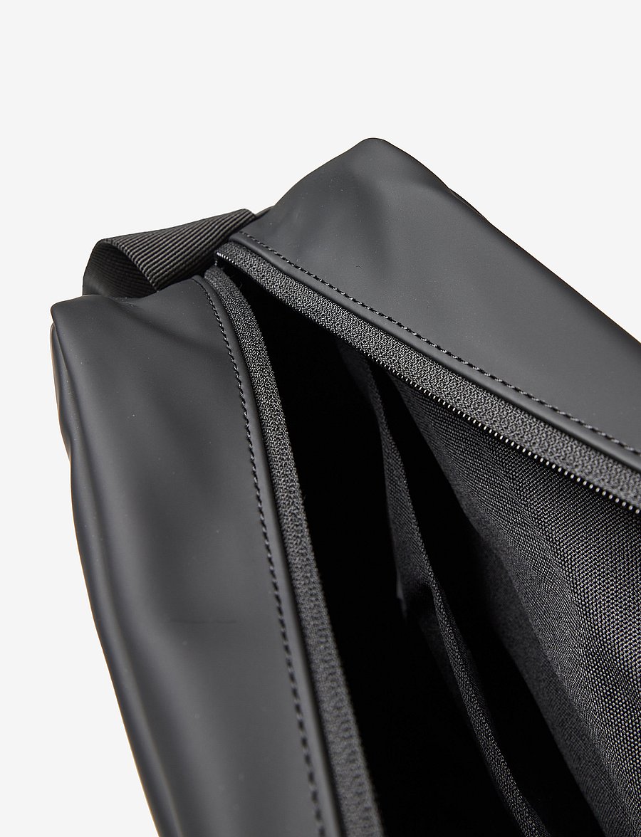 Rains - Messenger Bag W3 - vattentäta väskor - black - 4
