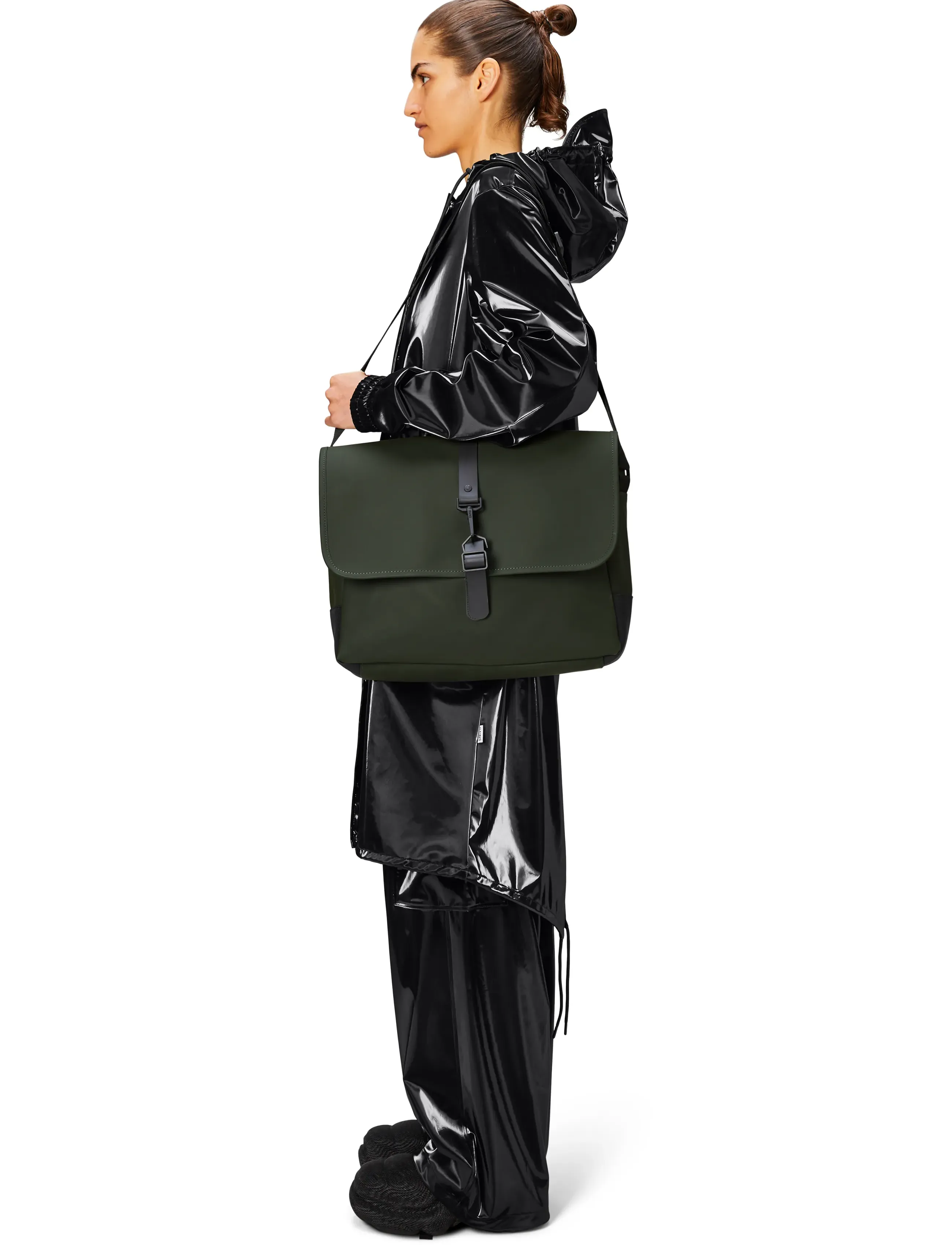 Rains Messenger Bag W3 (RAI14580) - Bags - Boozt.com 