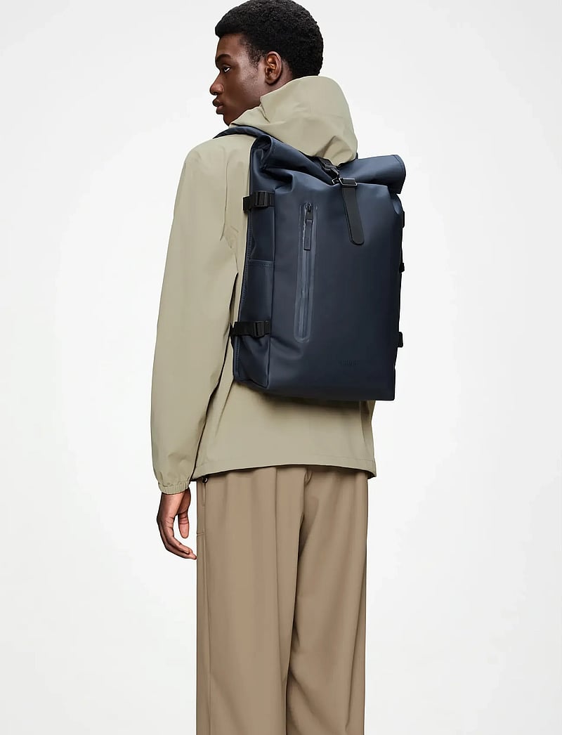 Rains - Rolltop Rucksack Large W3 - vedenpitävät laukut - navy - 0