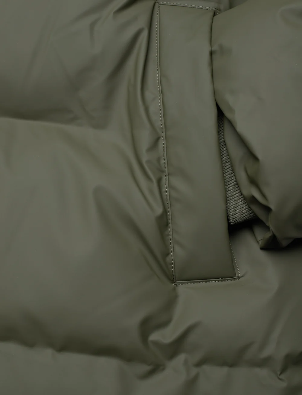 Rains - Alta Longer Puffer Jacket W3T4 - voodriga jakid - green - 5