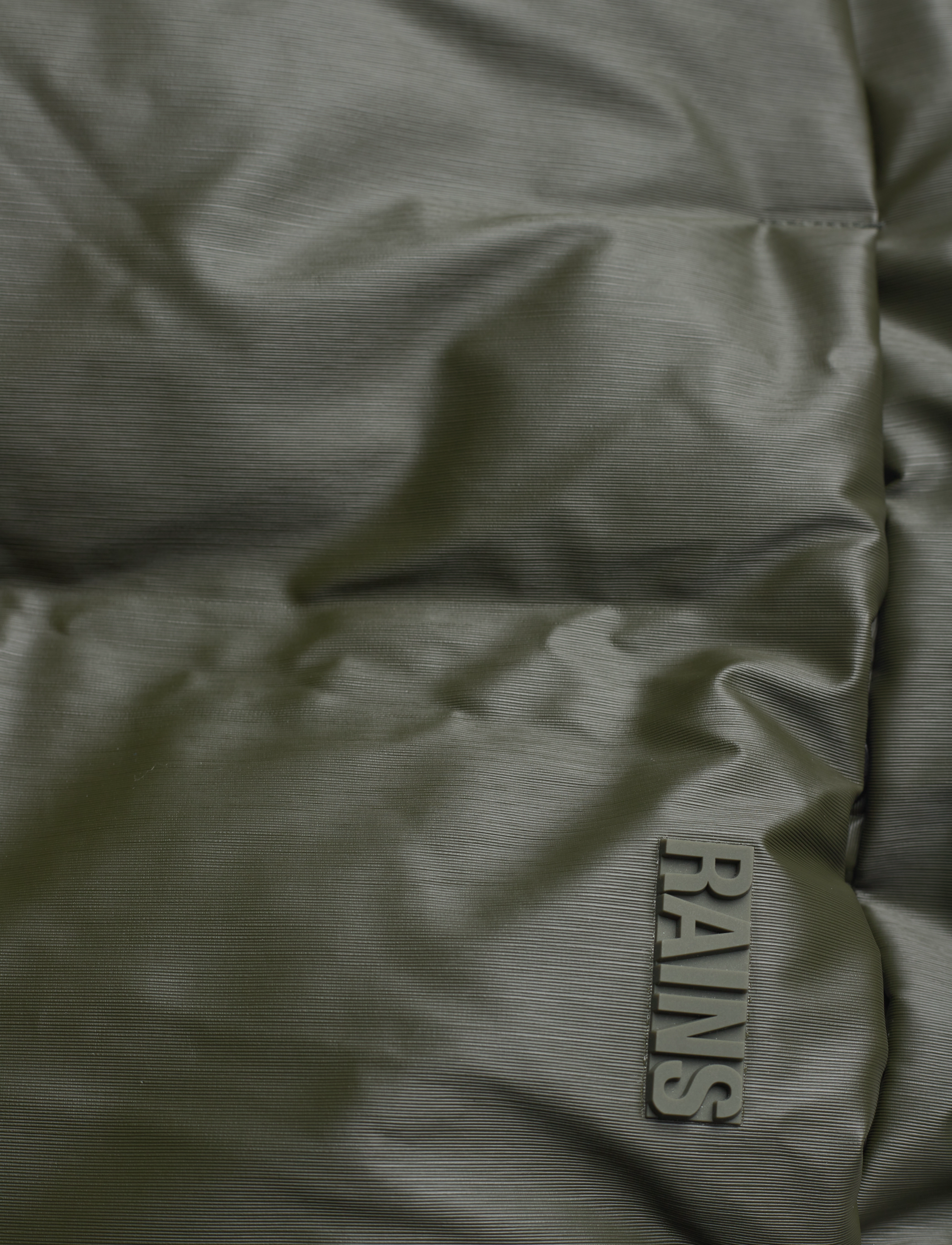 Rains - Bator Puffer Vest W3T2 - bodywarmers - green - 5