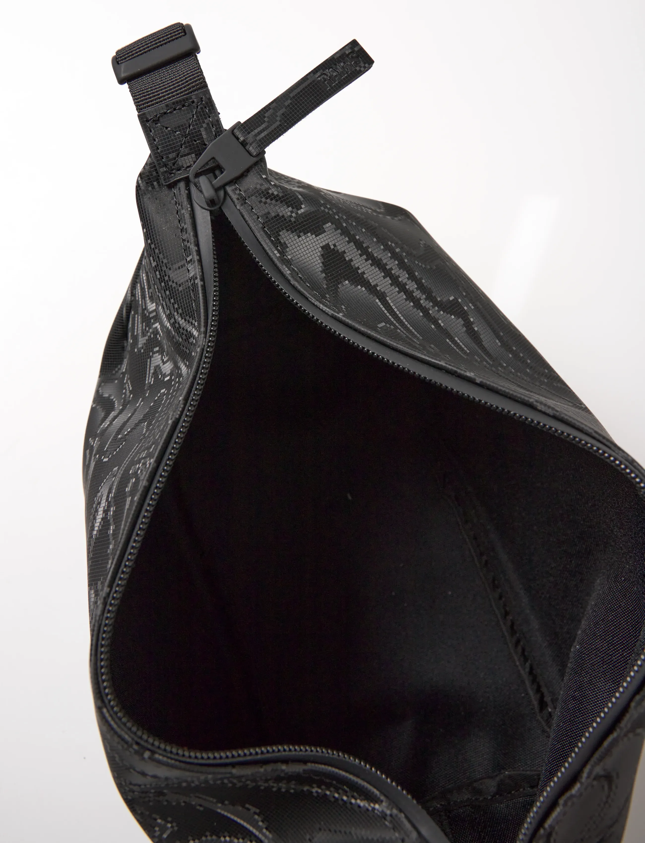 Rains - Hilo Wash Bag W3 - waterproof bags - amp - 3