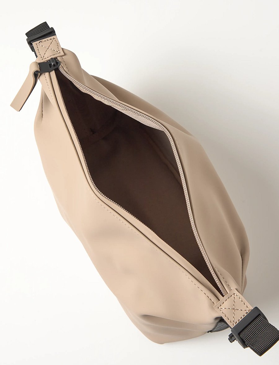 Rains - Hilo Wash Bag W3 Black-One Size - vandtætte tasker - beige - 3