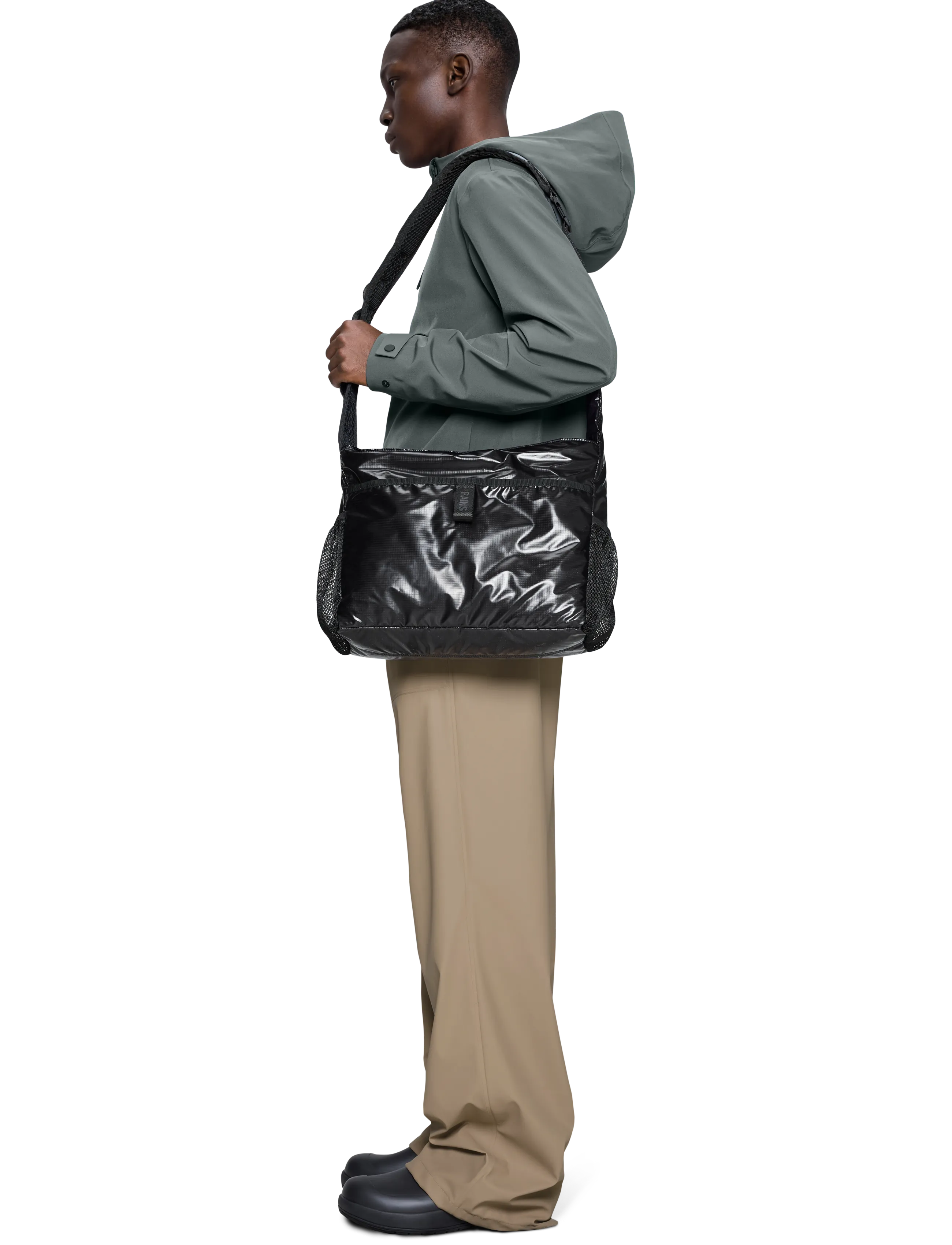 Rains - Sibu Messenger Bag W3 - moetrendid - black - 0