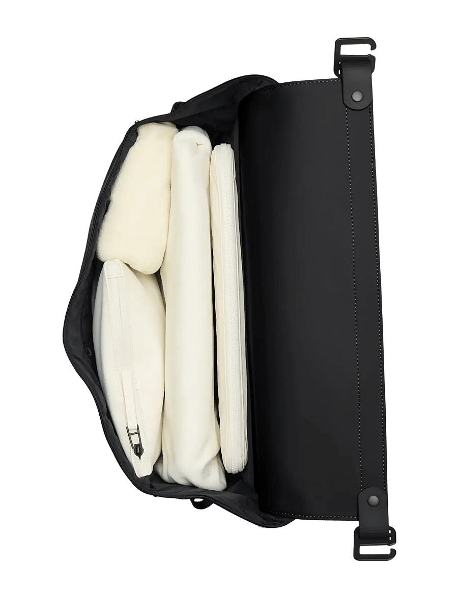 Rains - OTG Messenger Bag W3 - vanntette bager - black - 4