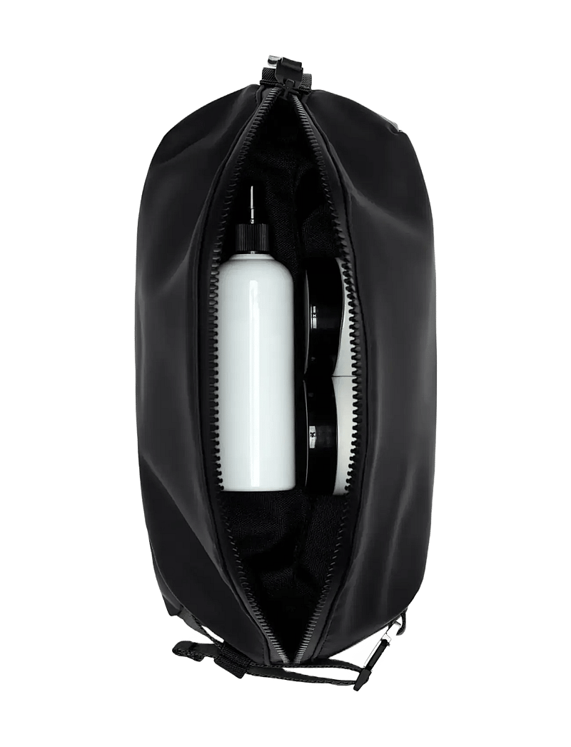 Rains - Valera Wash Bag W3 - wasserdichte taschen - black - 4