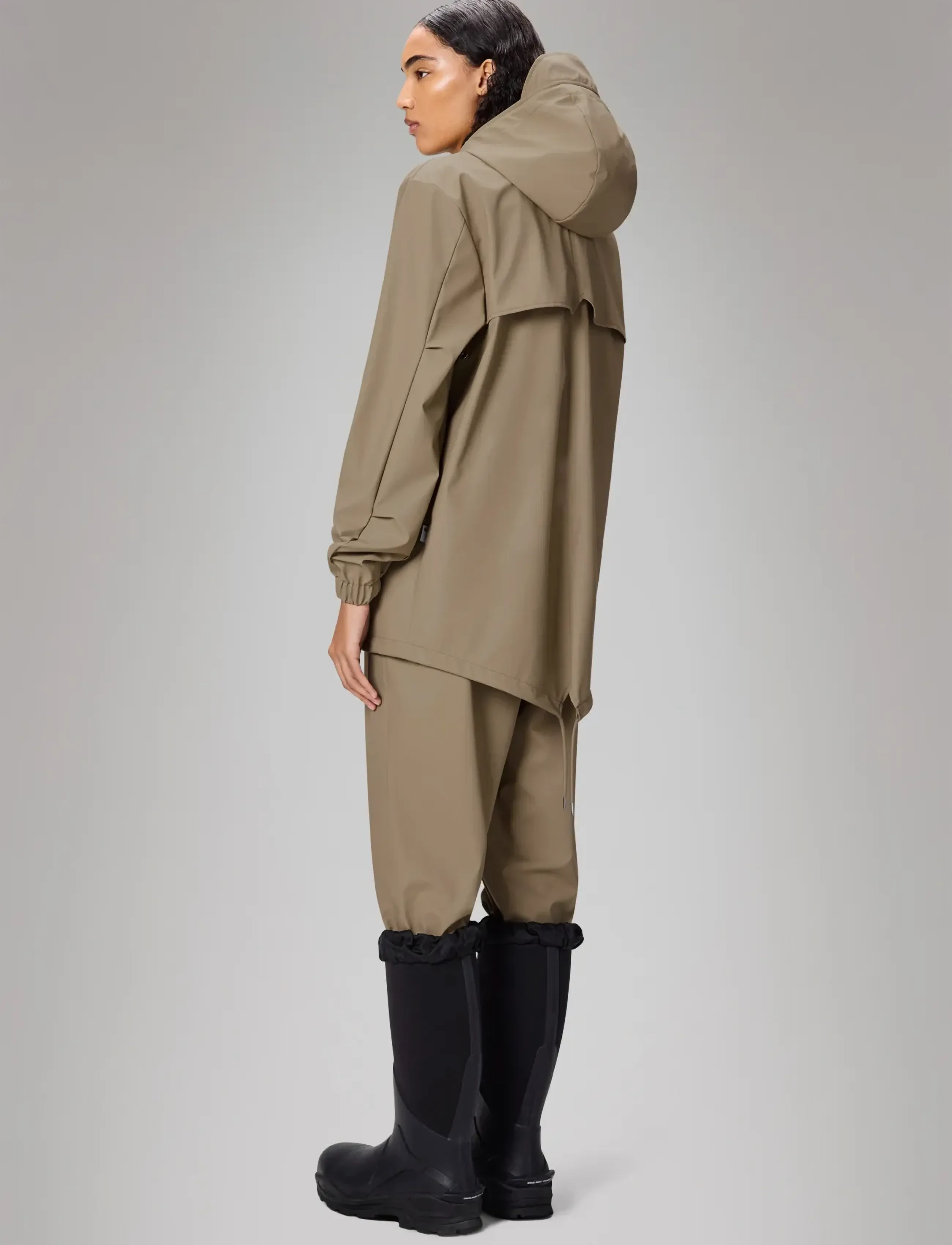 Rains - Fishtail Jacket W3 - jacken - beige - 4