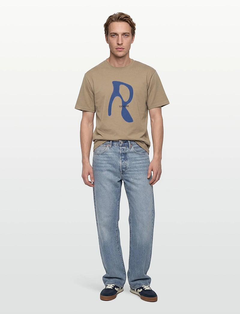 Rains - Classic T-shirt Blurred - kortærmede t-shirts - fawn - 0