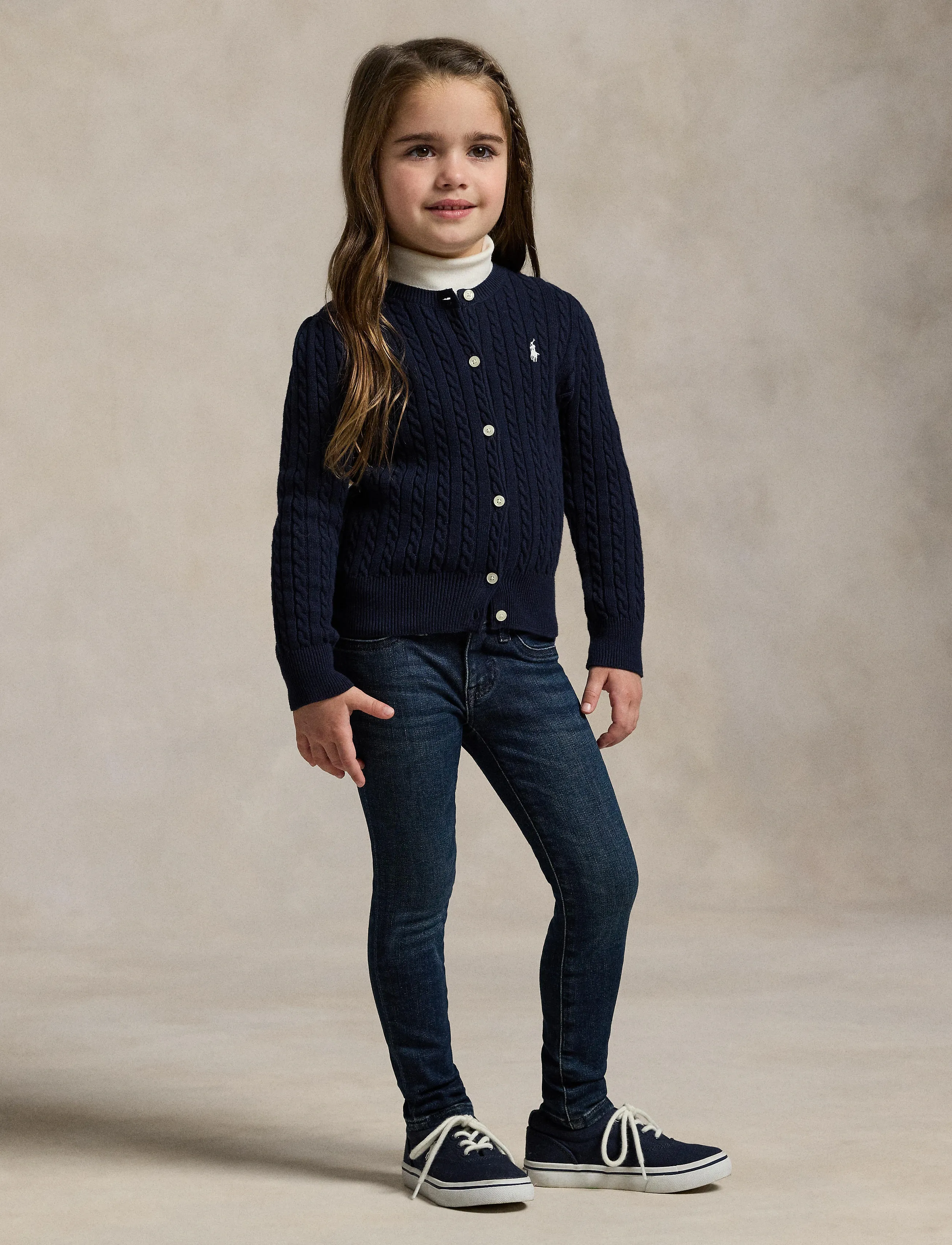 HUNTER NAVY
