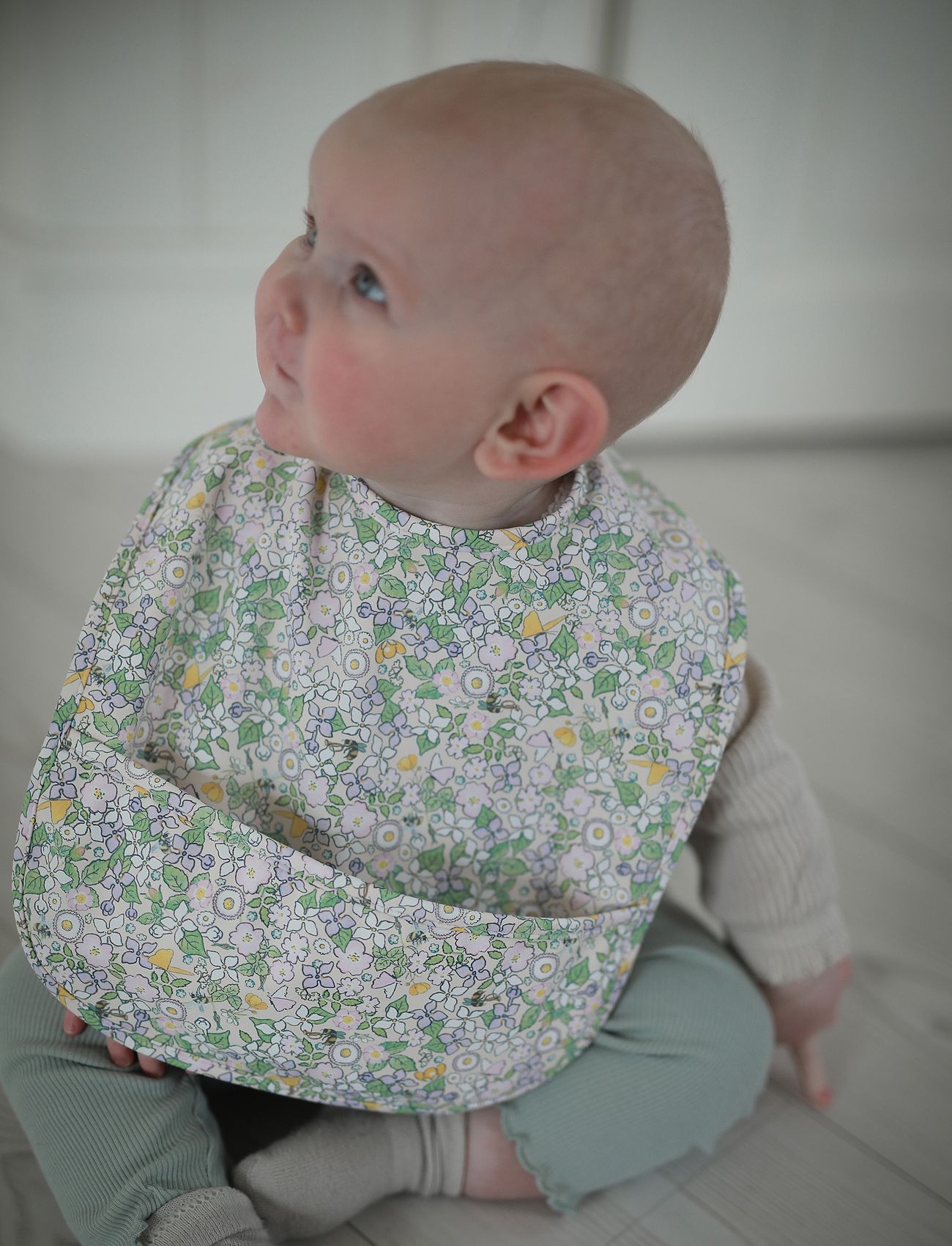 Rätt Start - Beskow Blomsterfesten, Haklapp - Ärmlösa haklappar - multi - 2