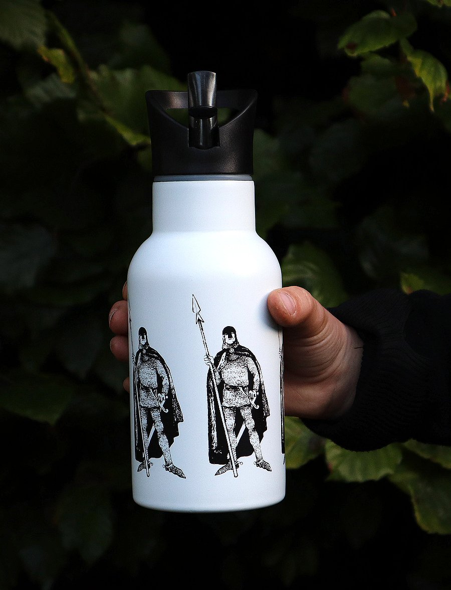 Rätt Start - The Brothers Lionheart, Water bottle (cherry valley) - veepudelid - tengil - 0