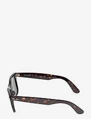 Ray-Ban - 0RB2140 - d-shaped - tortoise - 2