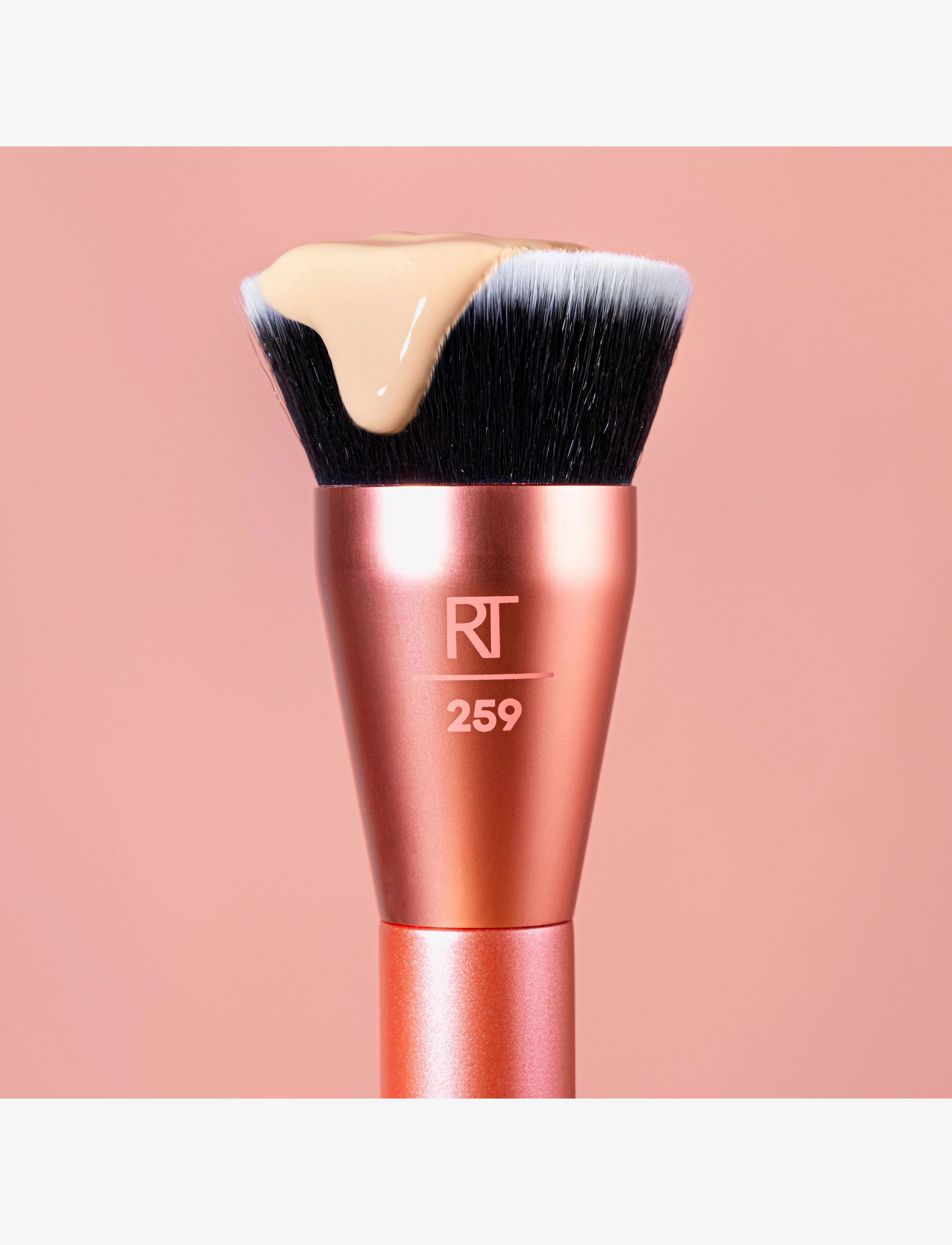 Real Techniques - Glow Round Base Brush - no color - 1