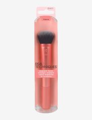 Real Techniques - Real Techniques Expert Face Brush Multilingual - pudderbørster - orange - 1