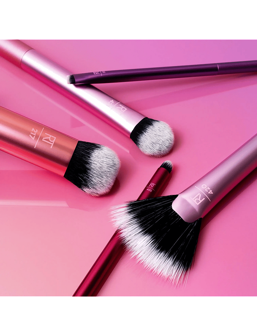Real Techniques - artist essentials - makeup - pink - 4