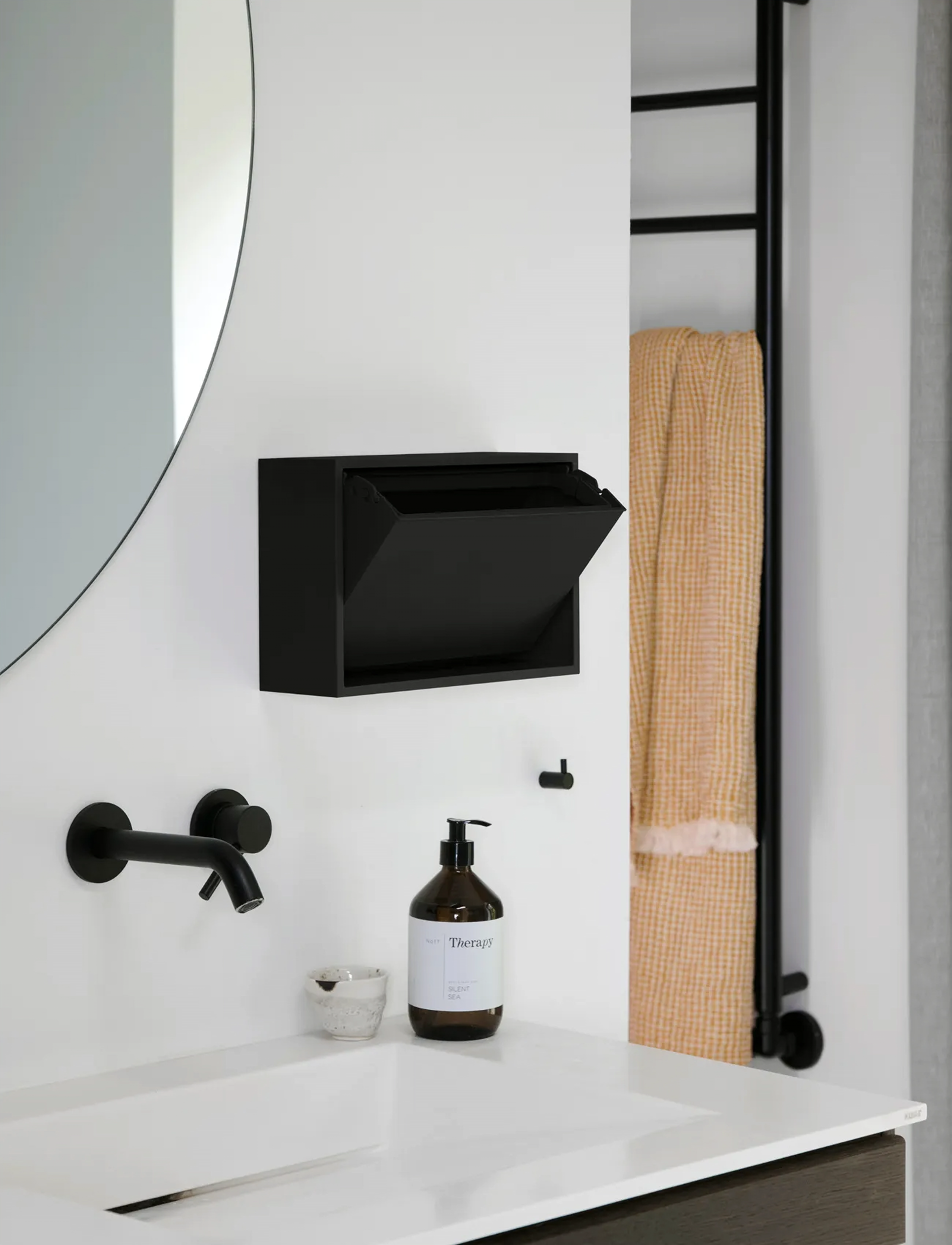ReCollector - Stylish wall-mounted toilet bin - paberi prügikastid - black raven - 5