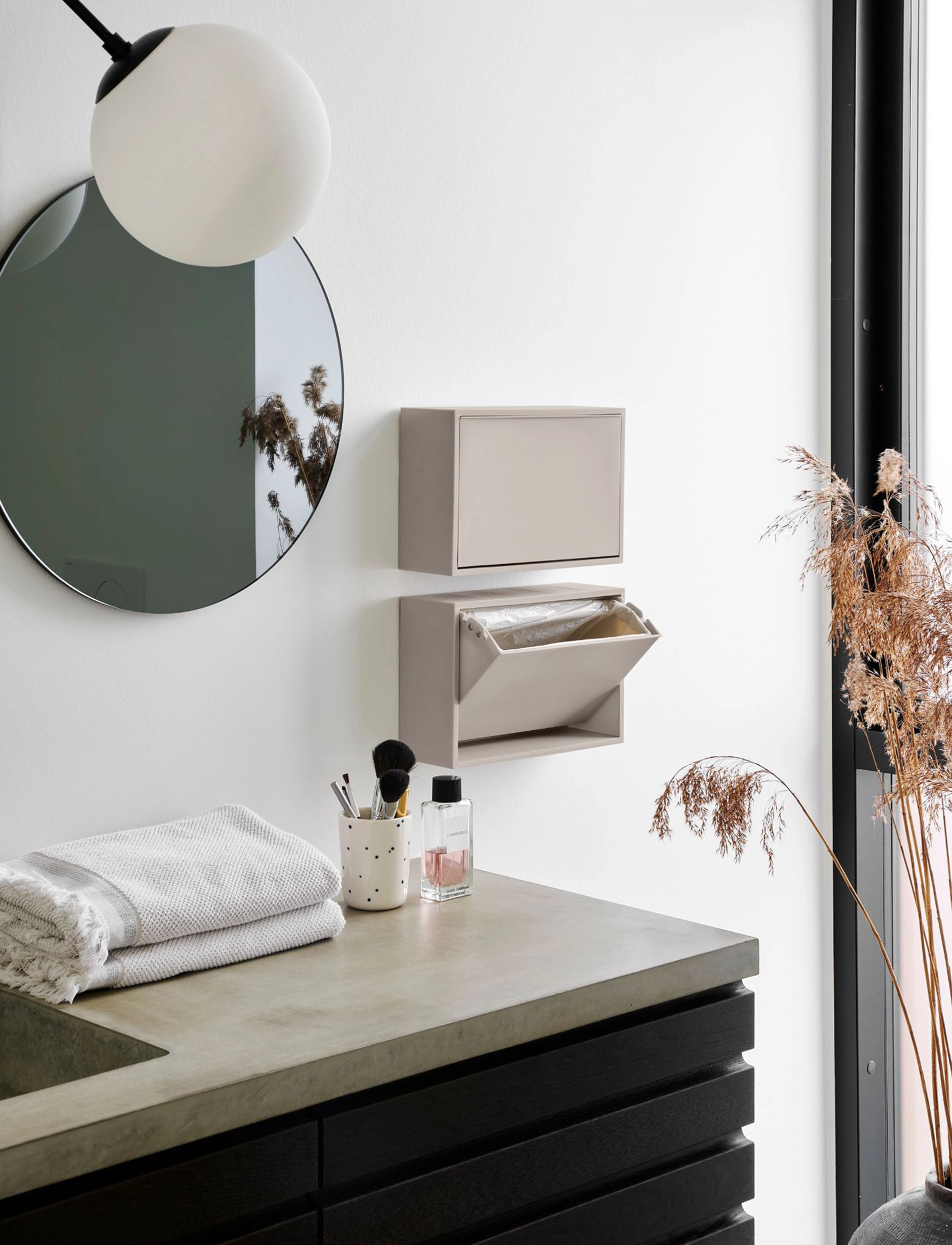 ReCollector Stilfuld Vægmonteret Toiletspand, 4 L, Storage, Beige - Paper Bins, Homeware