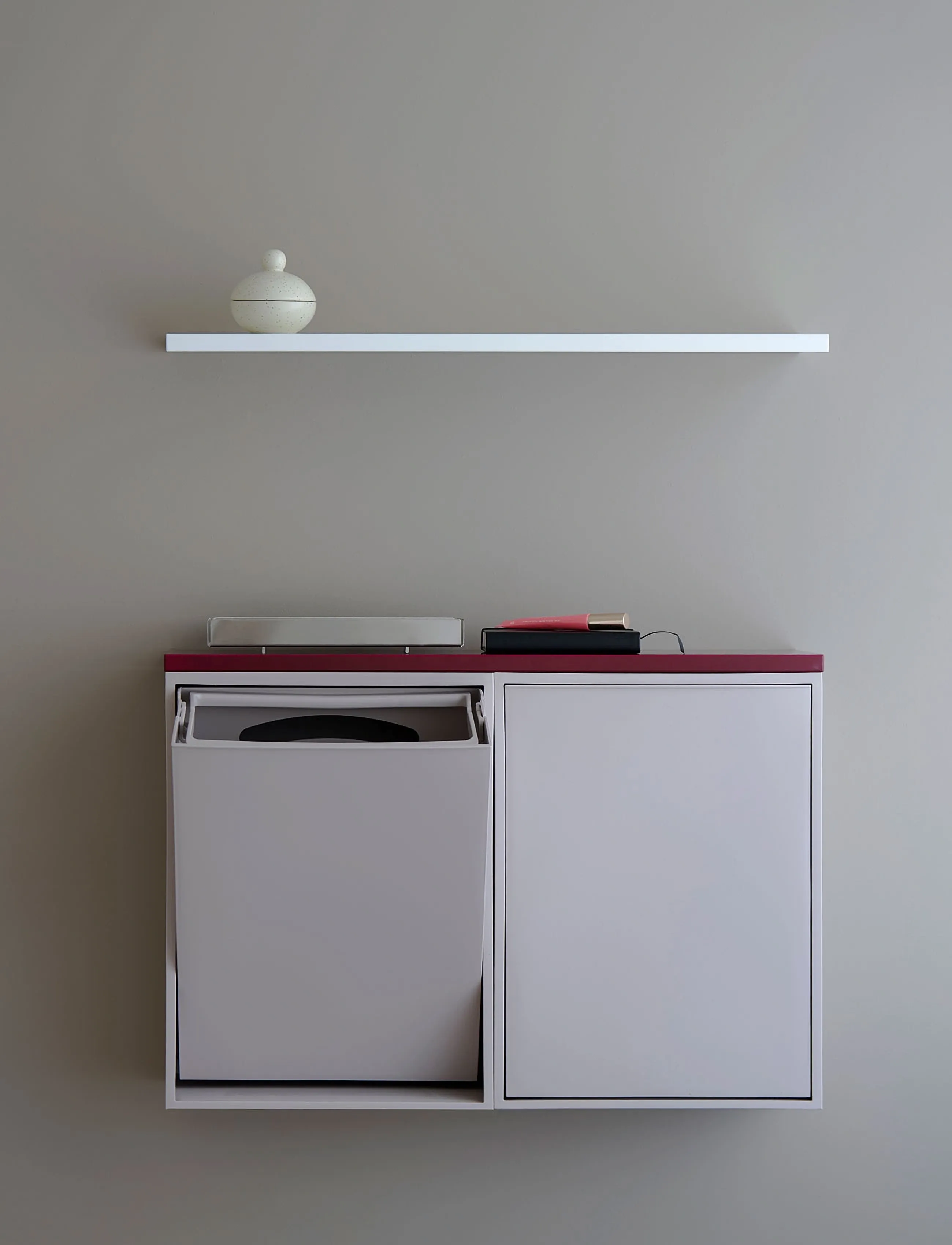 ReCollector - Floating Edge Shelf - Maroon - hyllor - maroon - 2