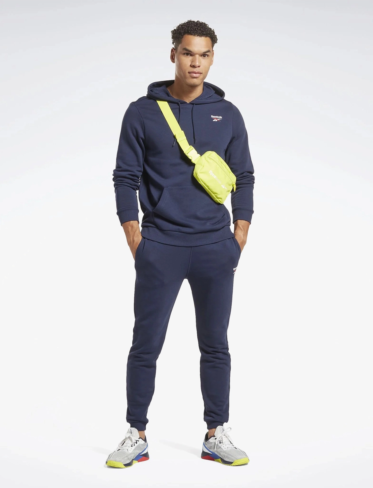 Reebok Classics - REEBOK IDENTITY SMALL LOGO FT HOODI - vecnav - 4