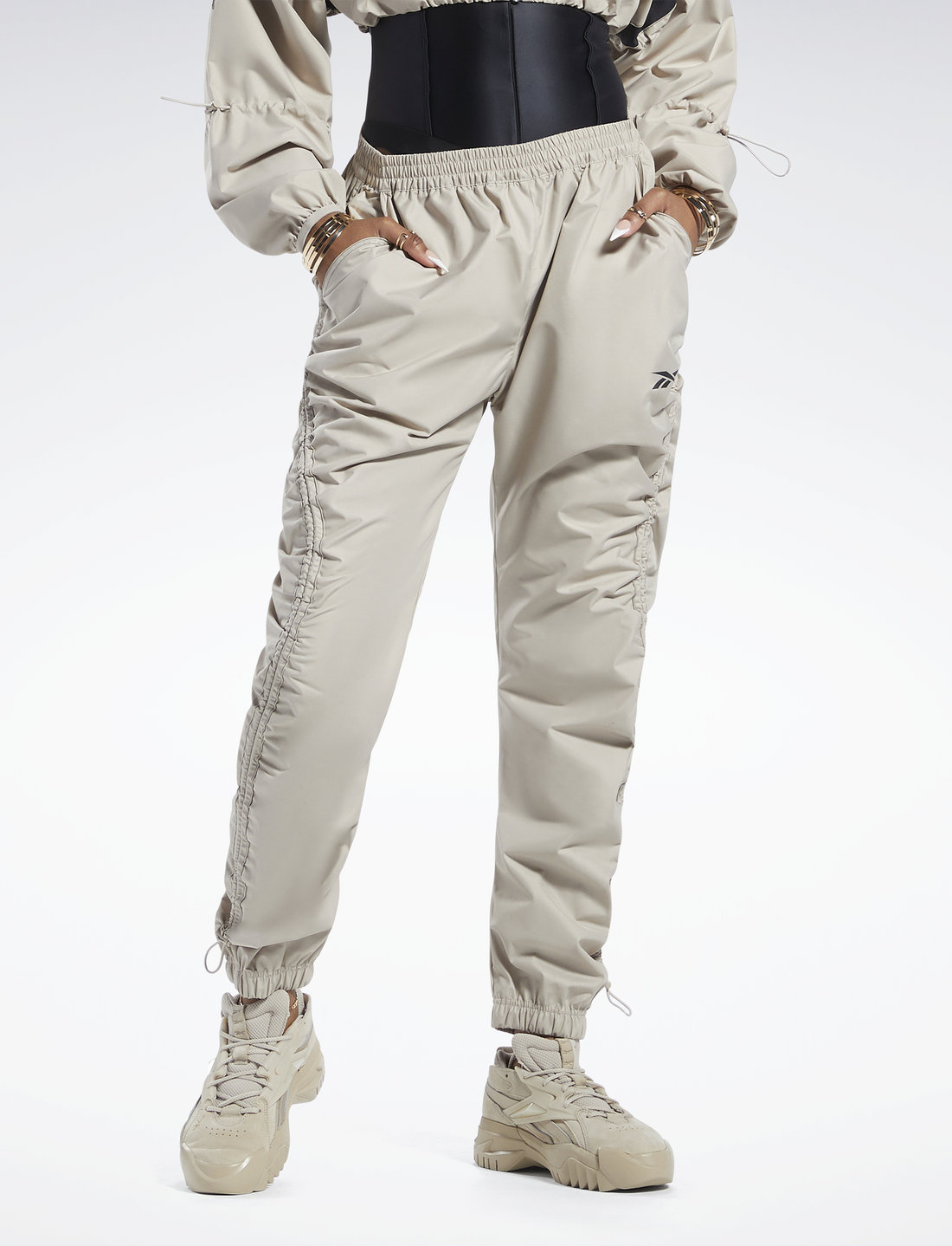 Reebok hot sale white pants