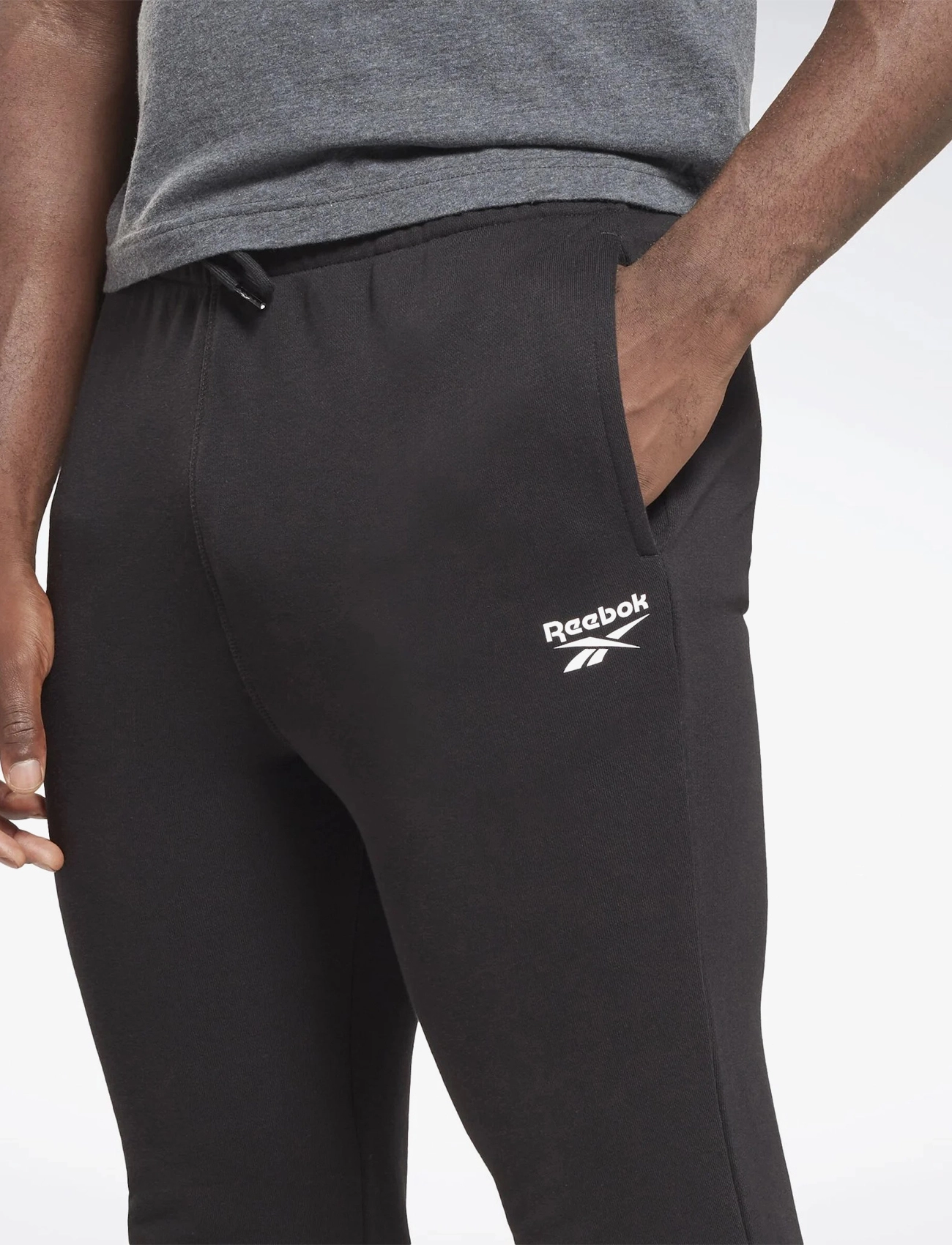 Reebok Classics - RI FT Left Leg Jogger - black - 4