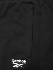 Reebok Classics - RI FT LEFT LEG JOGGE - mjukisbyxor - black - 2
