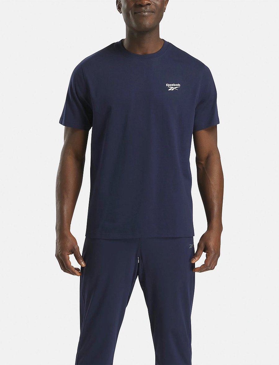 Reebok Classics - CODY SMALL LOGO CREW NECK SS TEE - tops & t-shirts - vector navy - 0