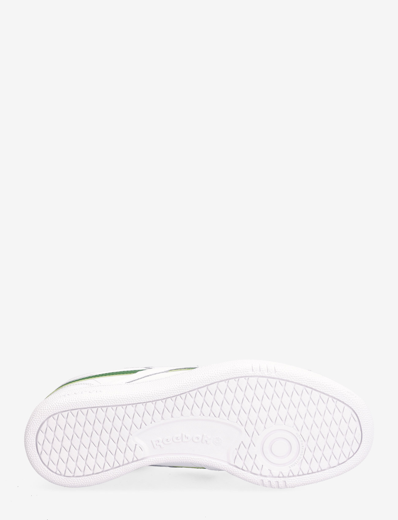 Reebok Classics - CLUB C REVENGE - sneakersy niskie - ftwwht/glegrn/ftwwht - 4