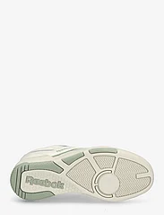 Reebok Classics - BB 4000 II - lave sneakers - chalk/vingre/pugry2 - 4
