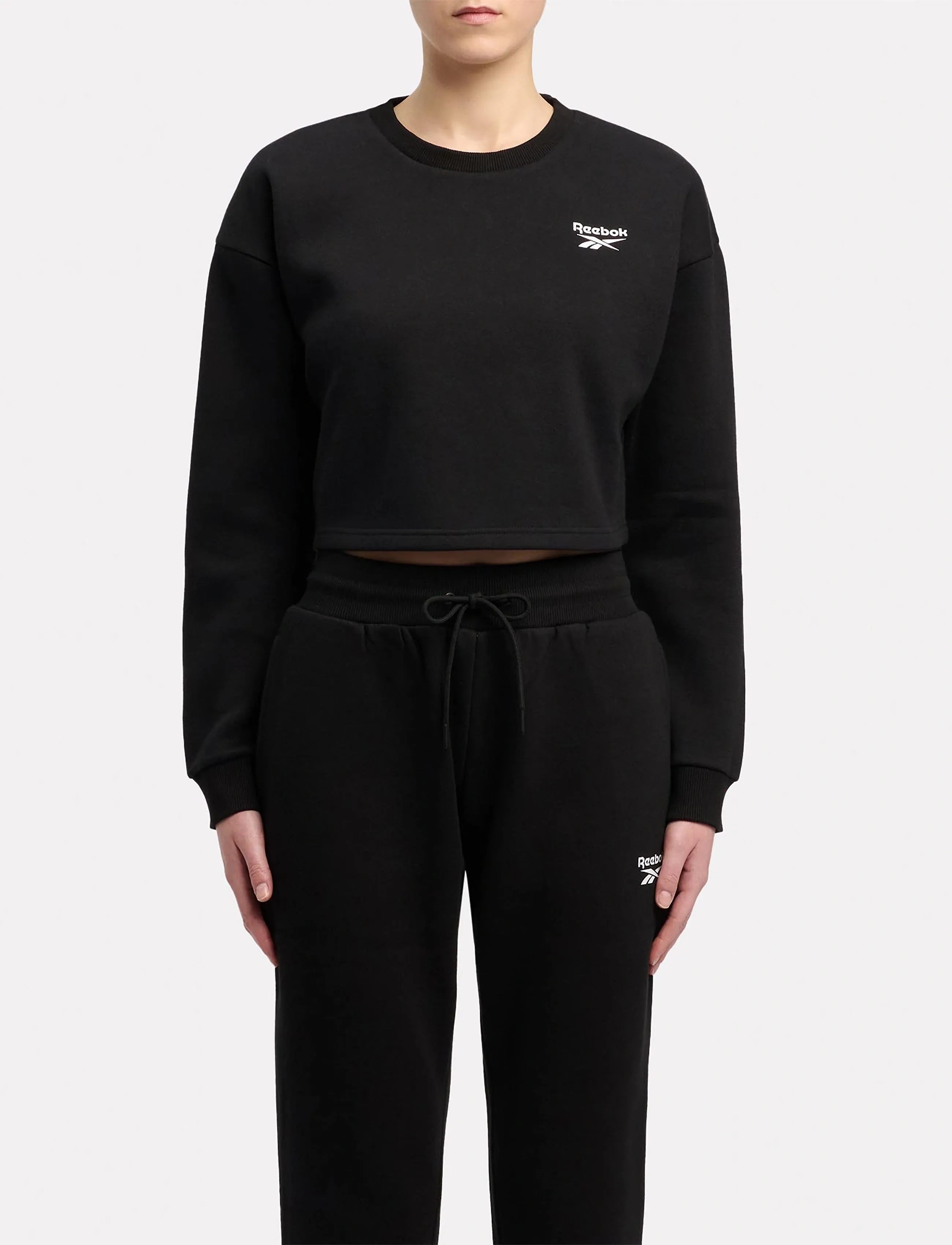 Reebok Classics Id Small Logo Cropped Fleece Crewne, XL, Sport Sweatshirts & Hoodies, Schwarz - Sweatshirts, Frauen