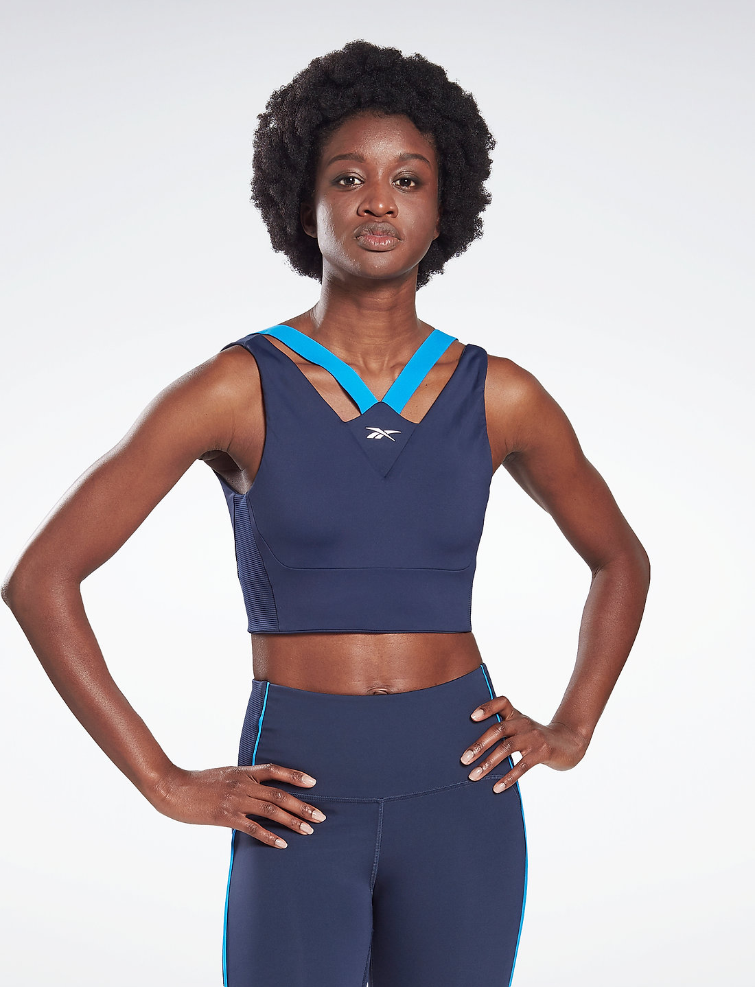 Reebok medium deals support sports bra