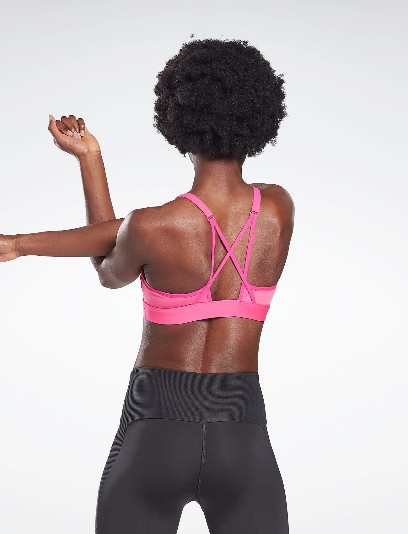 Reebok Performance - S Hero Strappy Padded Bra - propnk - 3